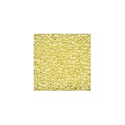 MH Glass Seed Beads 02002 - yellow creme